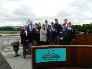 10. GROUP IN WINNERS CIRCLE